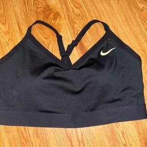 Nike Women S Plus Size Solid Indy Sports Bra Size 1x Nwt
